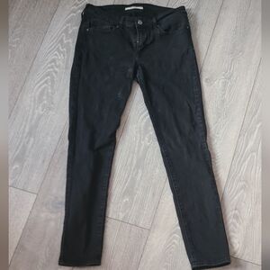 Levi's 711 Black Skinny Jeans